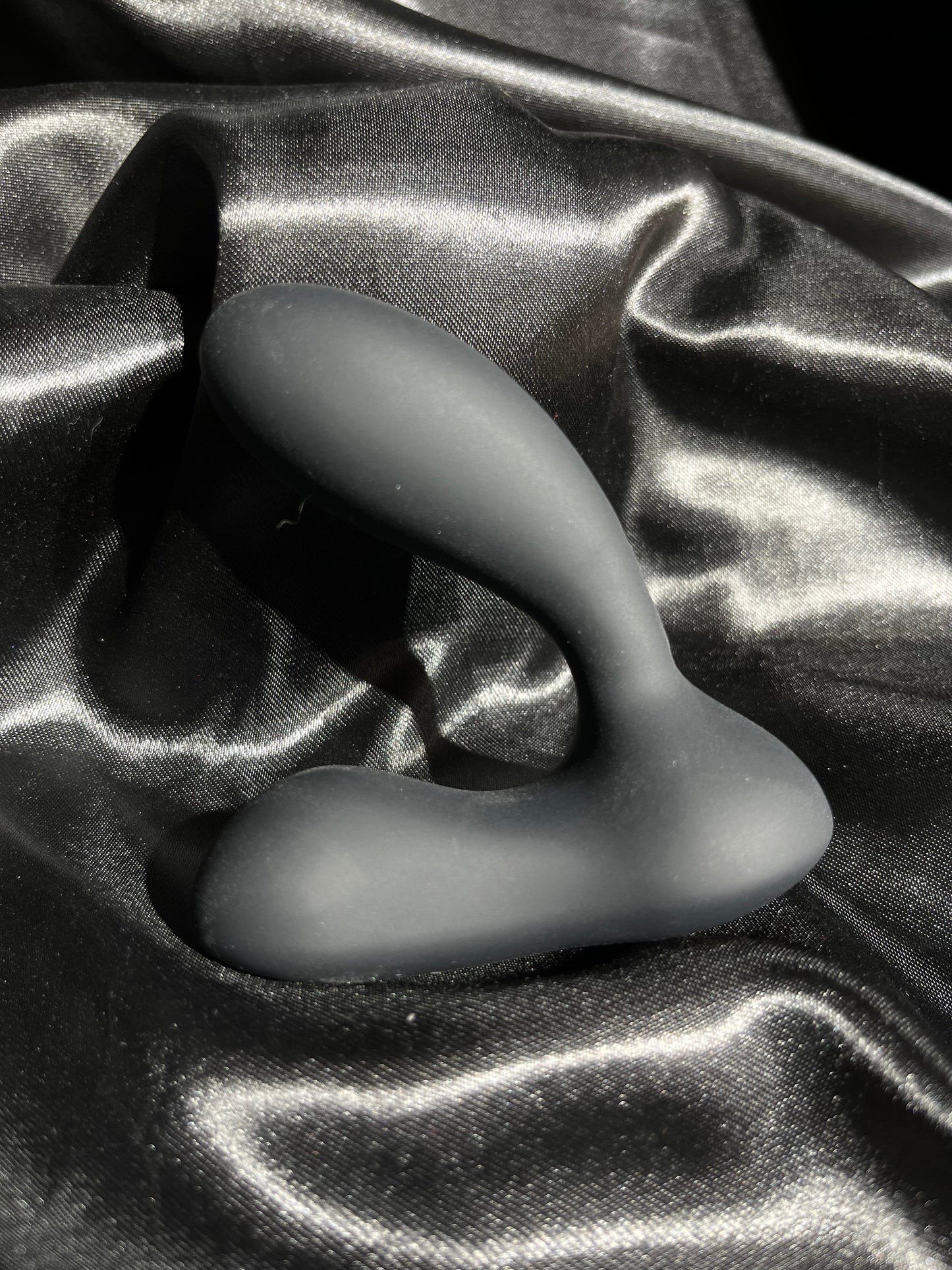 Vibrador vaginal, clitorial y anal Svakom